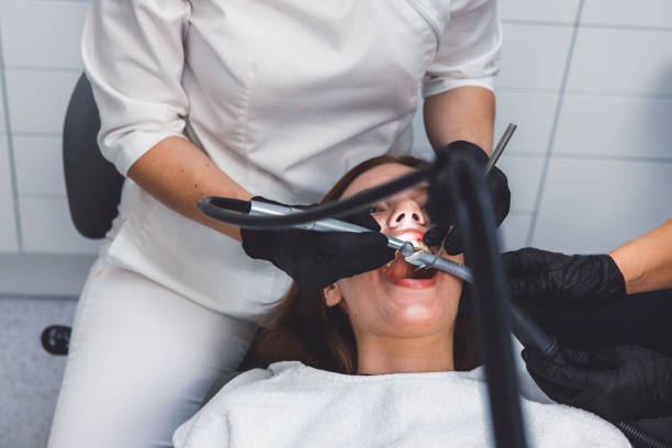 Best Emergency Tooth Extraction in Wellington, FL